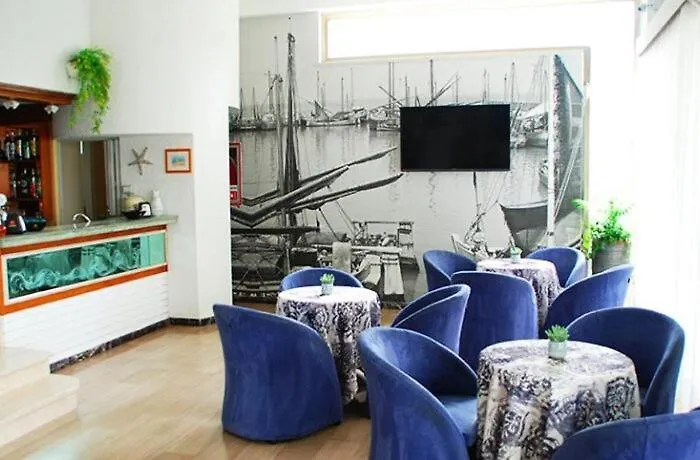 Vibe Hotel 3*